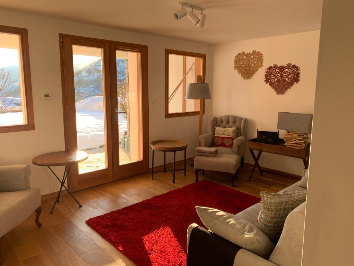 Shangry-La Apartment Briançon Exterior foto